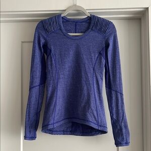 Lululemon Star Runner top Size 6